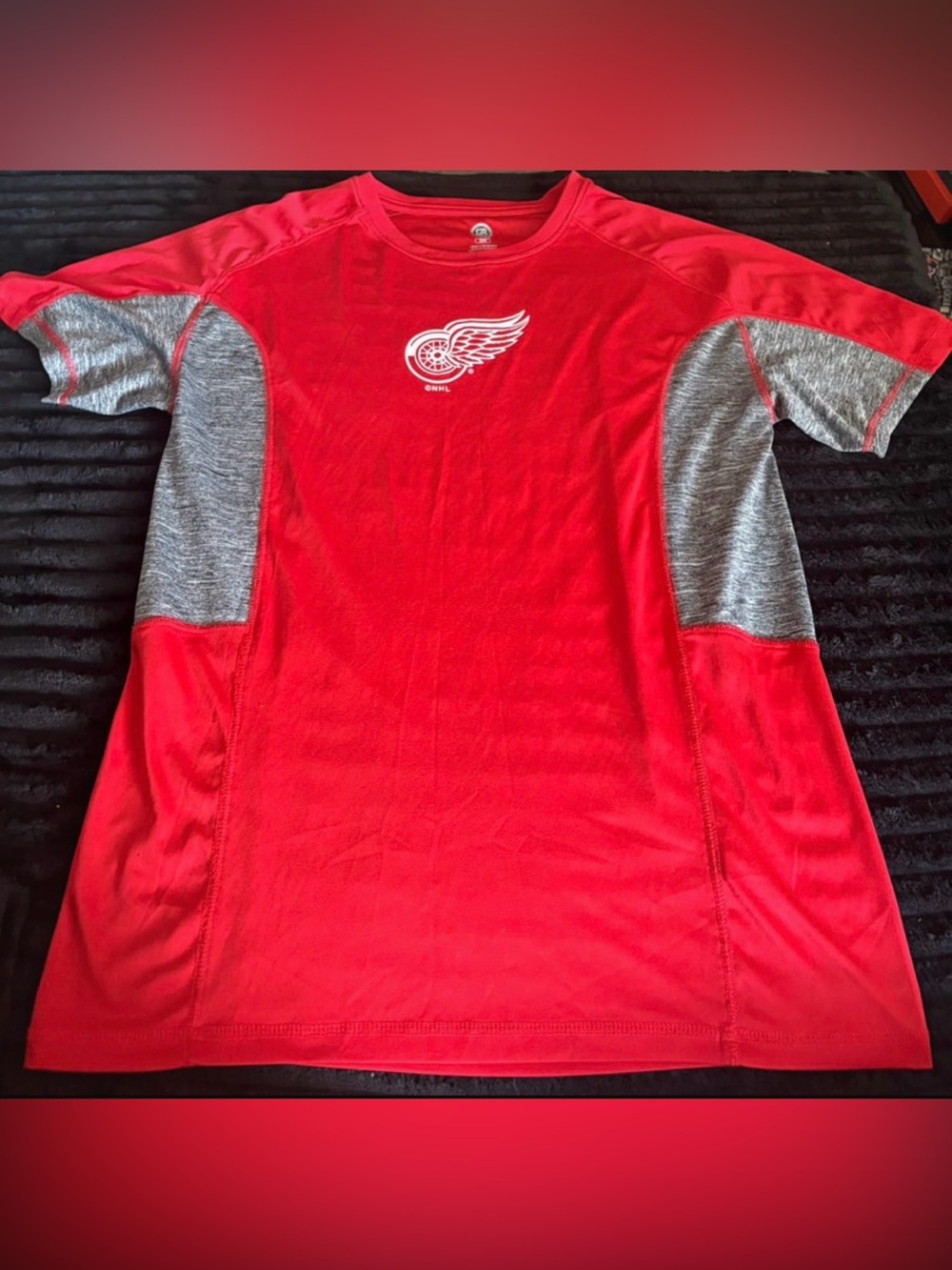 Detroit Red Wings Red Short Sleeve Athletic Tee Mens Size Large